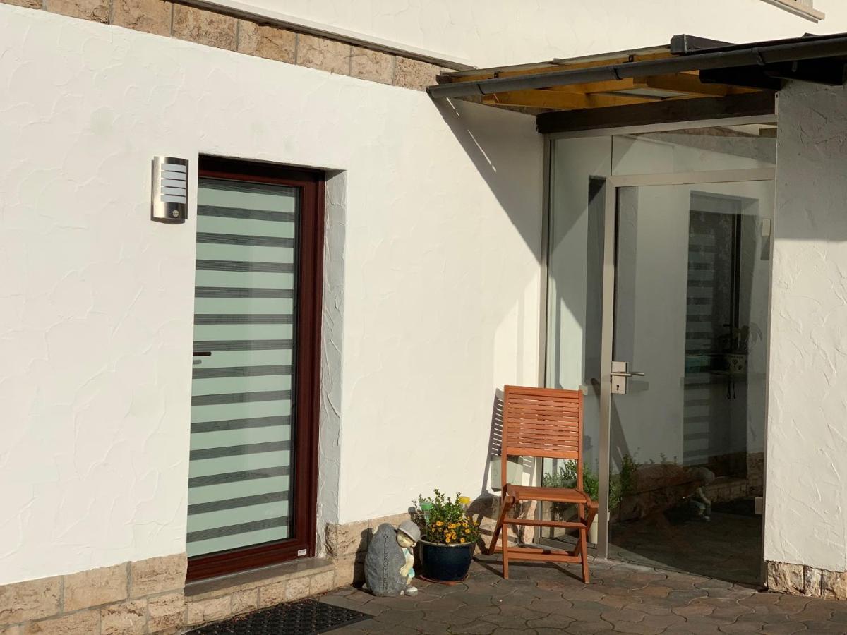 Wolfsburg-Unkeroda Ferienwohnung Am Rennsteig Bei Eisenach - Ilona Schmidt מראה חיצוני תמונה